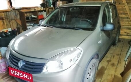 Renault Sandero I, 2013 год, 400 000 рублей, 3 фотография