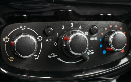 Nissan Terrano III, 2018 год, 1 200 000 рублей, 16 фотография