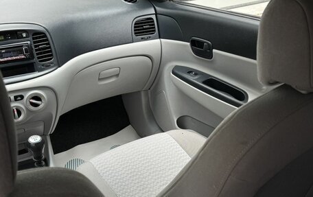 Hyundai Verna II, 2006 год, 470 000 рублей, 17 фотография