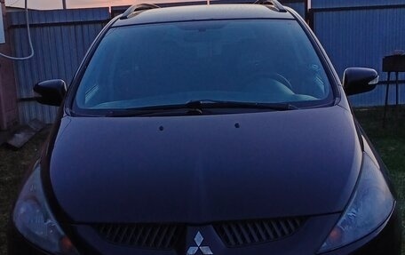 Mitsubishi Grandis, 2006 год, 500 000 рублей, 1 фотография