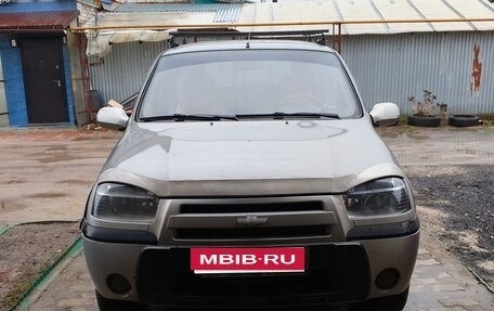 Chevrolet Niva I рестайлинг, 2005 год, 220 000 рублей, 1 фотография