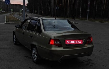 Daewoo Nexia I рестайлинг, 2011 год, 250 000 рублей, 3 фотография