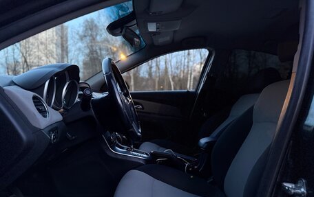 Chevrolet Cruze II, 2012 год, 800 000 рублей, 7 фотография