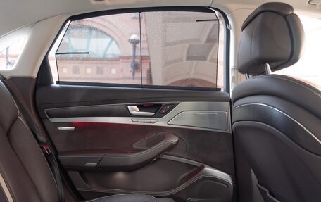 Audi A8, 2012 год, 2 200 000 рублей, 13 фотография