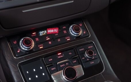 Audi A8, 2012 год, 2 200 000 рублей, 11 фотография