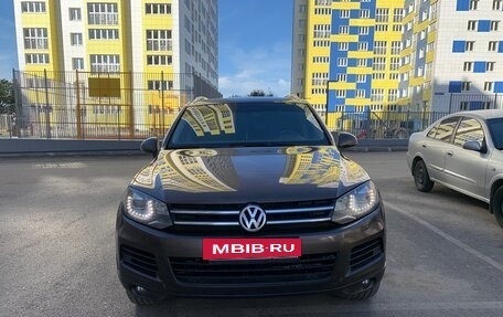 Volkswagen Touareg III, 2010 год, 1 800 000 рублей, 3 фотография
