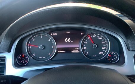 Volkswagen Touareg III, 2010 год, 1 800 000 рублей, 16 фотография