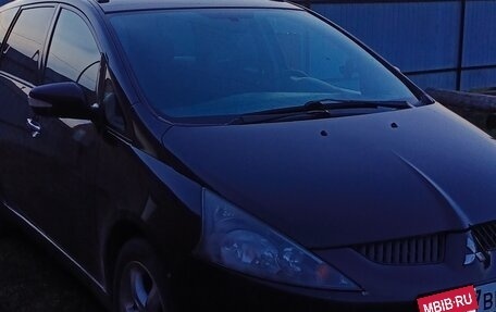 Mitsubishi Grandis, 2006 год, 500 000 рублей, 2 фотография