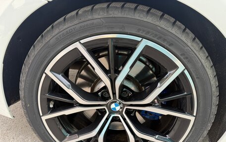 BMW 5 серия, 2021 год, 4 900 000 рублей, 2 фотография