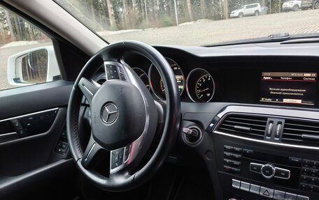 Mercedes-Benz C-Класс, 2013 год, 1 450 000 рублей, 24 фотография