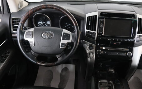 Toyota Land Cruiser 200, 2013 год, 5 099 000 рублей, 13 фотография