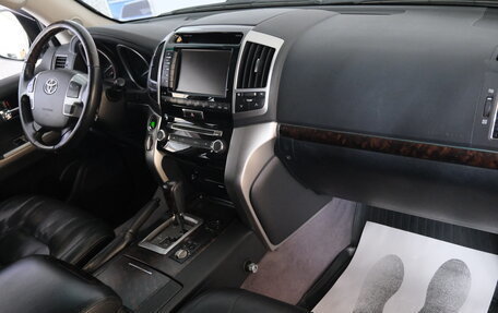 Toyota Land Cruiser 200, 2013 год, 5 099 000 рублей, 20 фотография