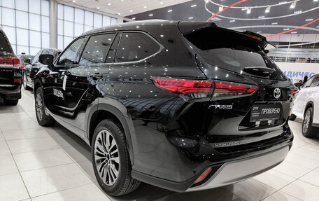Toyota Highlander, 2026 год, 5 650 000 рублей, 7 фотография