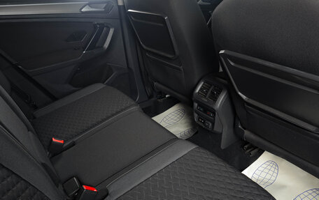 Volkswagen Tiguan II, 2018 год, 2 990 000 рублей, 9 фотография