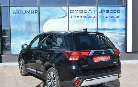 Mitsubishi Outlander III рестайлинг 3, 2019 год, 2 200 000 рублей, 7 фотография