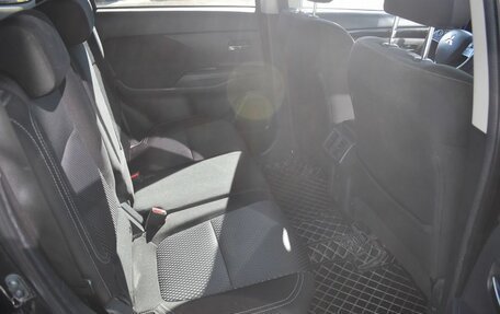 Mitsubishi Outlander III рестайлинг 3, 2019 год, 2 200 000 рублей, 11 фотография