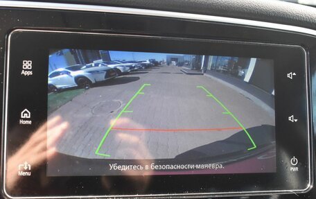 Mitsubishi Outlander III рестайлинг 3, 2019 год, 2 200 000 рублей, 15 фотография