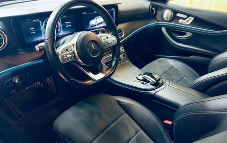 Mercedes-Benz E-Класс, 2019 год, 3 450 000 рублей, 7 фотография