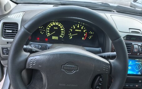 Nissan Maxima VIII, 2000 год, 590 000 рублей, 10 фотография