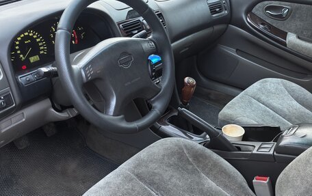 Nissan Maxima VIII, 2000 год, 590 000 рублей, 7 фотография