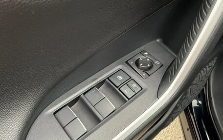 Toyota RAV4, 2019 год, 3 375 000 рублей, 27 фотография