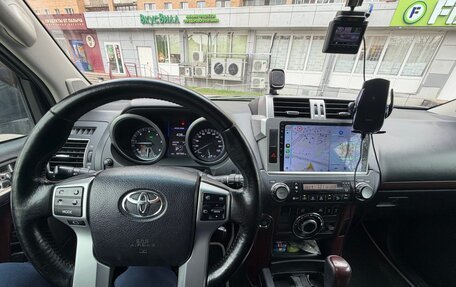 Toyota Land Cruiser Prado 150 рестайлинг 2, 2014 год, 3 700 000 рублей, 8 фотография