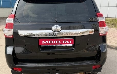 Toyota Land Cruiser Prado 150 рестайлинг 2, 2014 год, 3 700 000 рублей, 4 фотография