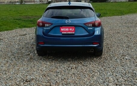 Mazda Axela, 2016 год, 1 380 000 рублей, 3 фотография