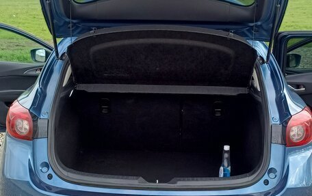 Mazda Axela, 2016 год, 1 380 000 рублей, 19 фотография