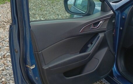 Mazda Axela, 2016 год, 1 380 000 рублей, 17 фотография