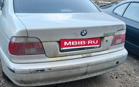 BMW 5 серия, 2001 год, 550 000 рублей, 8 фотография