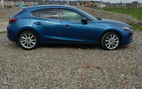 Mazda Axela, 2016 год, 1 380 000 рублей, 39 фотография