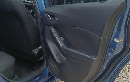 Mazda Axela, 2016 год, 1 380 000 рублей, 34 фотография