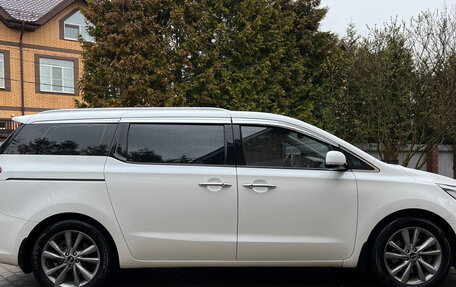 KIA Carnival III, 2020 год, 3 500 000 рублей, 4 фотография