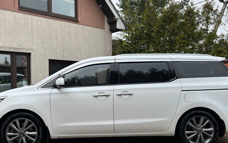 KIA Carnival III, 2020 год, 3 500 000 рублей, 6 фотография