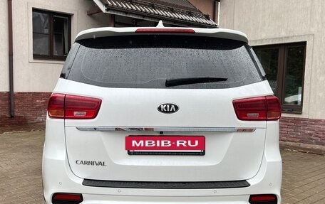 KIA Carnival III, 2020 год, 3 500 000 рублей, 5 фотография