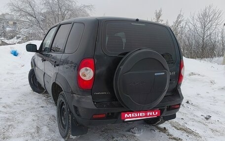 Chevrolet Niva I рестайлинг, 2012 год, 300 000 рублей, 3 фотография