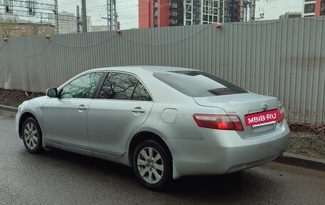 Toyota Camry, 2006 год, 590 000 рублей, 2 фотография