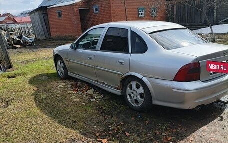 Opel Vectra B рестайлинг, 2000 год, 130 000 рублей, 3 фотография