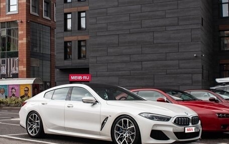 BMW 8 серия, 2020 год, 7 650 000 рублей, 13 фотография