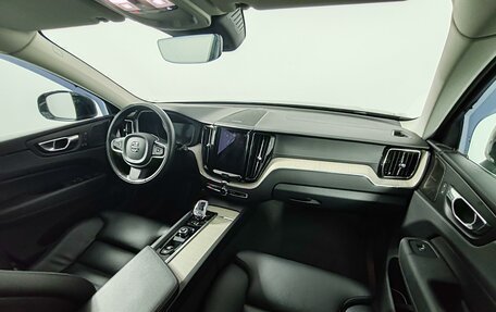 Volvo XC60 II, 2022 год, 4 999 000 рублей, 11 фотография