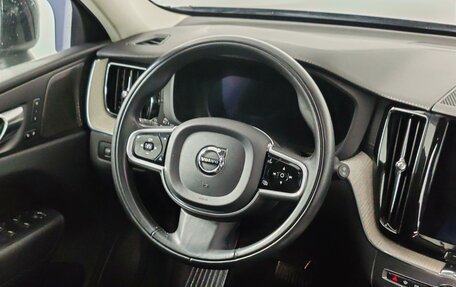 Volvo XC60 II, 2022 год, 4 999 000 рублей, 17 фотография