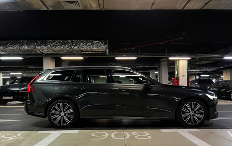 Volvo V60 II, 2019 год, 3 990 000 рублей, 11 фотография