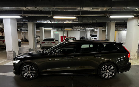 Volvo V60 II, 2019 год, 3 990 000 рублей, 15 фотография