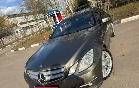 Mercedes-Benz E-Класс, 2010 год, 1 370 000 рублей, 2 фотография