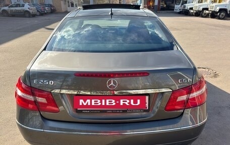 Mercedes-Benz E-Класс, 2010 год, 1 370 000 рублей, 6 фотография