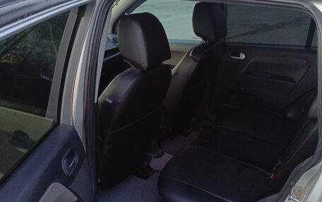 Ford Fusion I, 2006 год, 260 000 рублей, 6 фотография