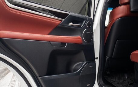 Lexus LX III, 2020 год, 10 900 000 рублей, 24 фотография