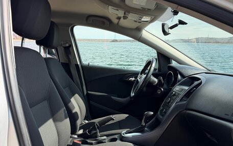 Opel Astra J, 2012 год, 590 000 рублей, 13 фотография