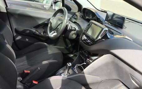 Peugeot 208 II, 2013 год, 520 000 рублей, 9 фотография